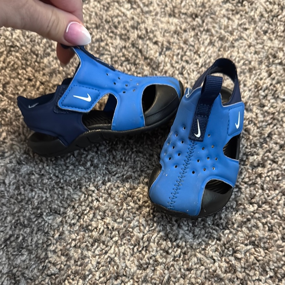 Toddler 4C Nike Kids Blue Sandals